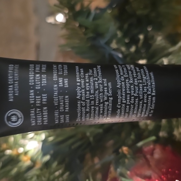 EVIO BEAUTY Rejuvenating Face Mask - NWOT - Picture 5 of 7